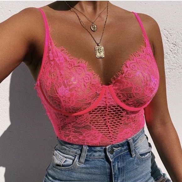 Lace body suit - Picture 2 of 2